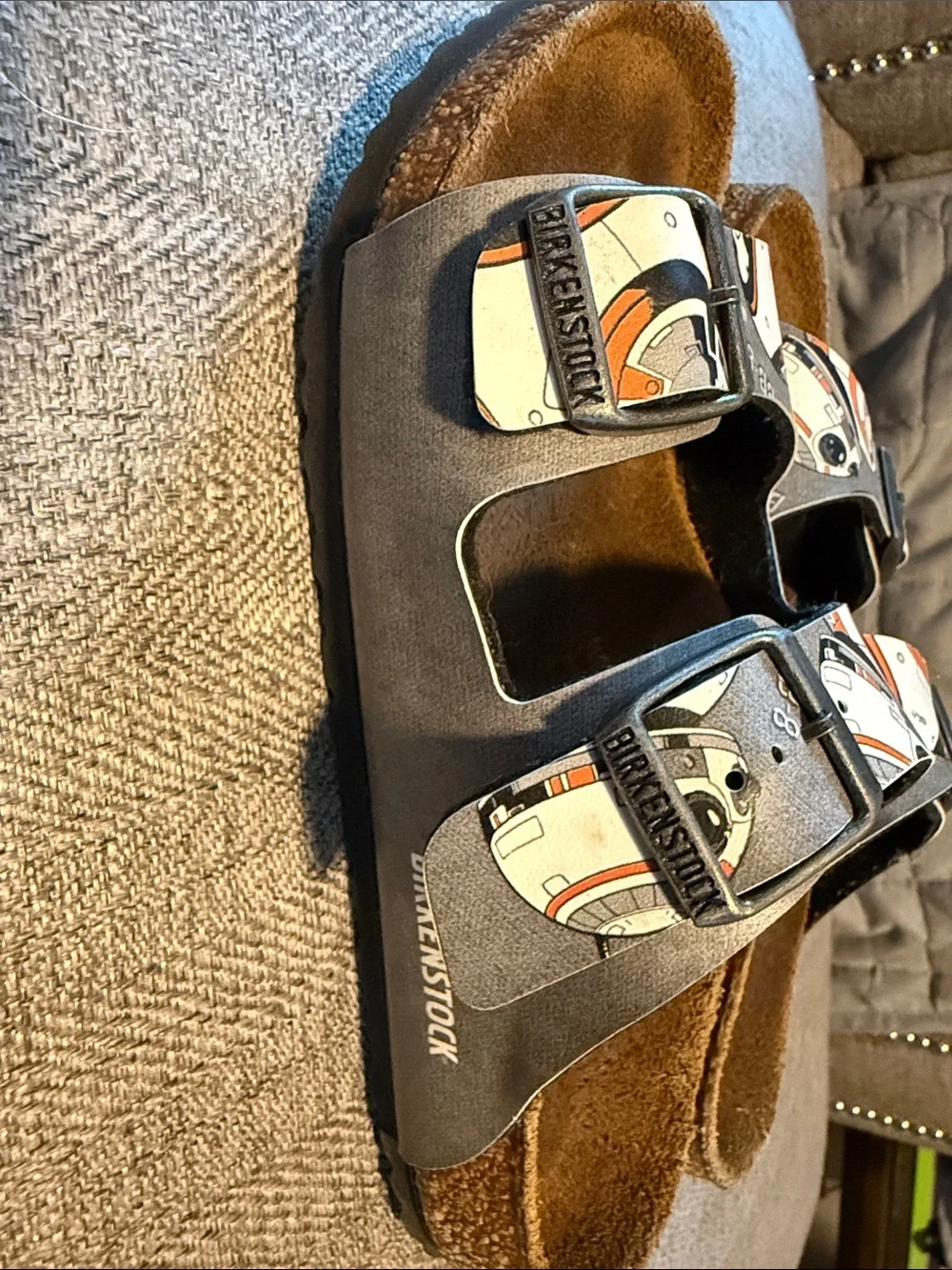 Kids BB-8 print Birkenstock sandals size 3-3.5